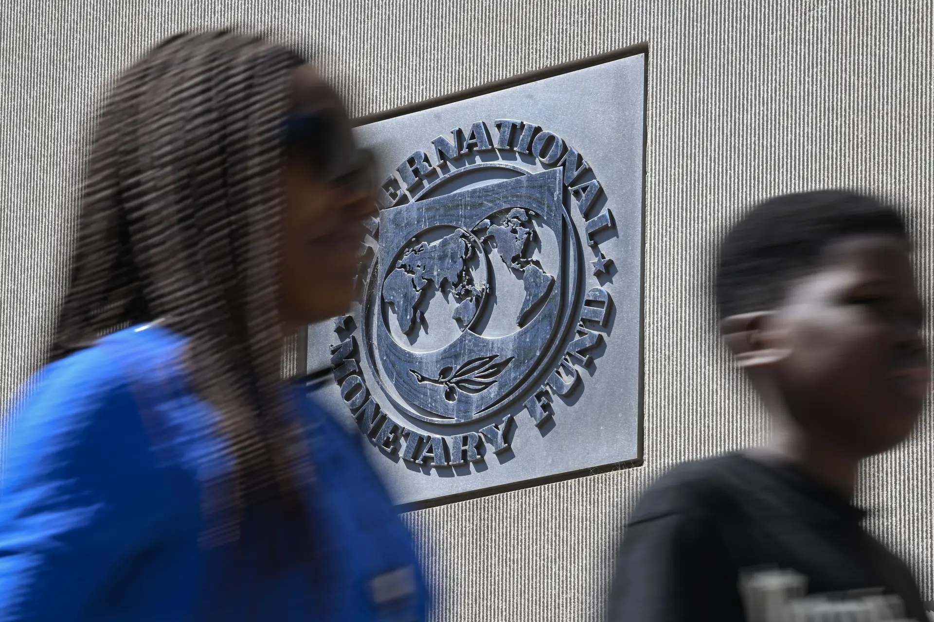 Internacional/Médio Oriente: Fundo Monetário Internacional reduz previsão de crescimento para o Médio Oriente e Norte de África em 2025