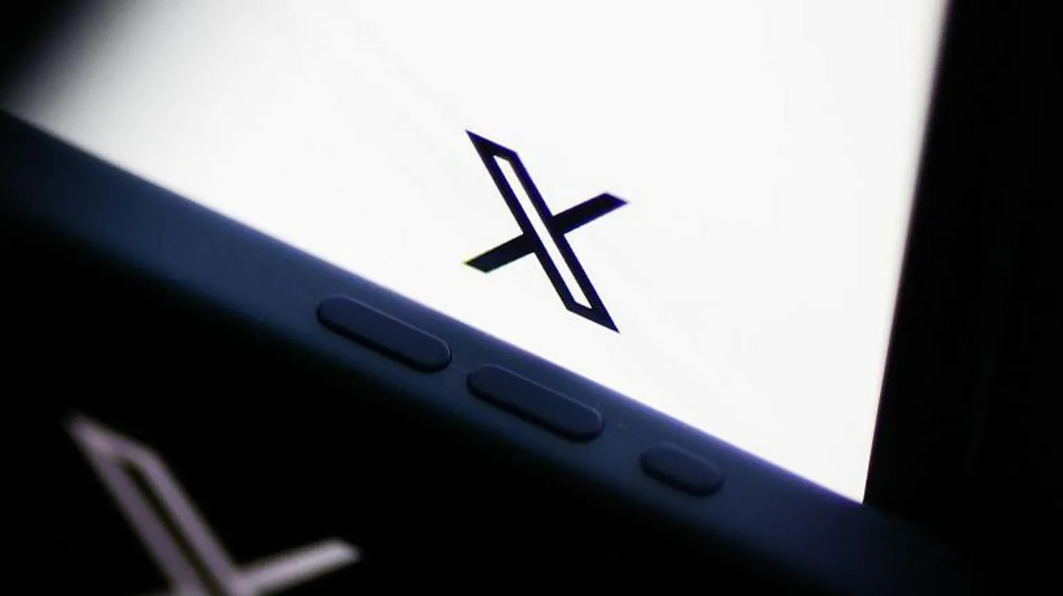 Internacional/África: Tanzânia bloqueia acesso à plataforma X por violar valores culturais e intensifica repressão digital antes das eleições