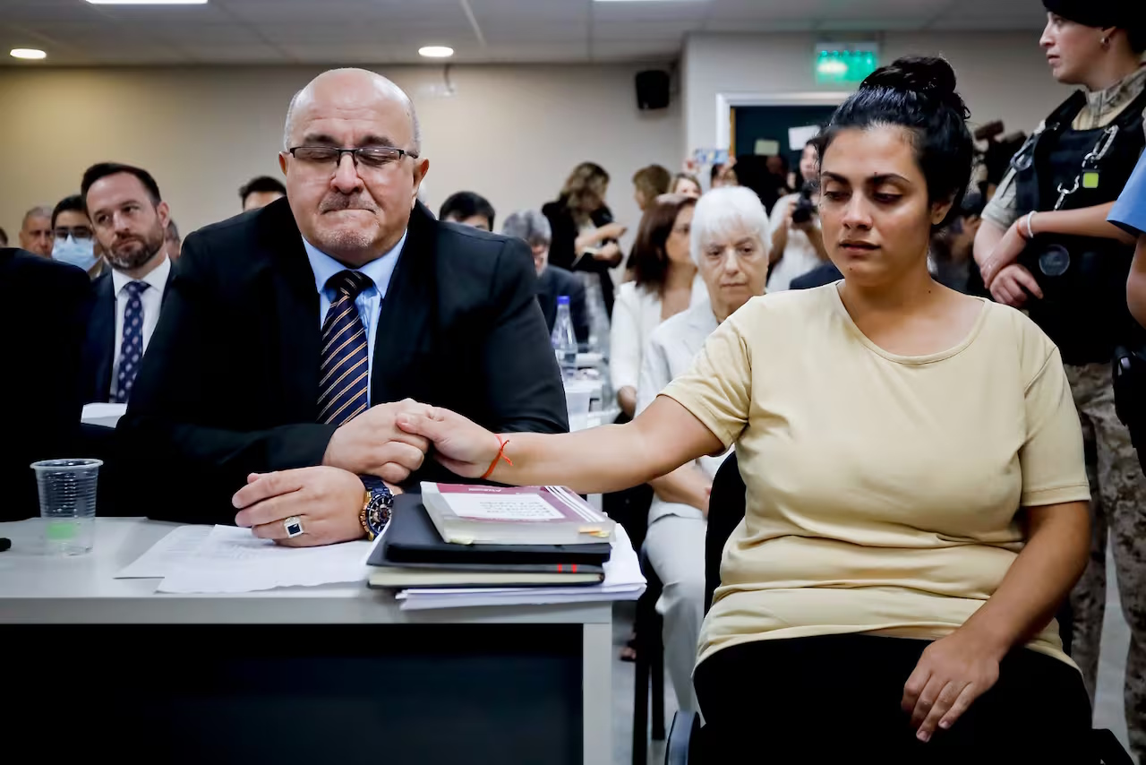 Internacional/América do Sul: Enfermeira argentina condenada à prisão perpétua por assassinar cinco recém-nascidos