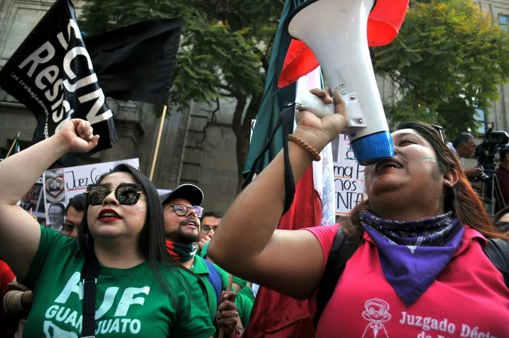 Internacional/America: México avança com eleição inédita de juízes e membros da Suprema Corte em reforma judicial histórica