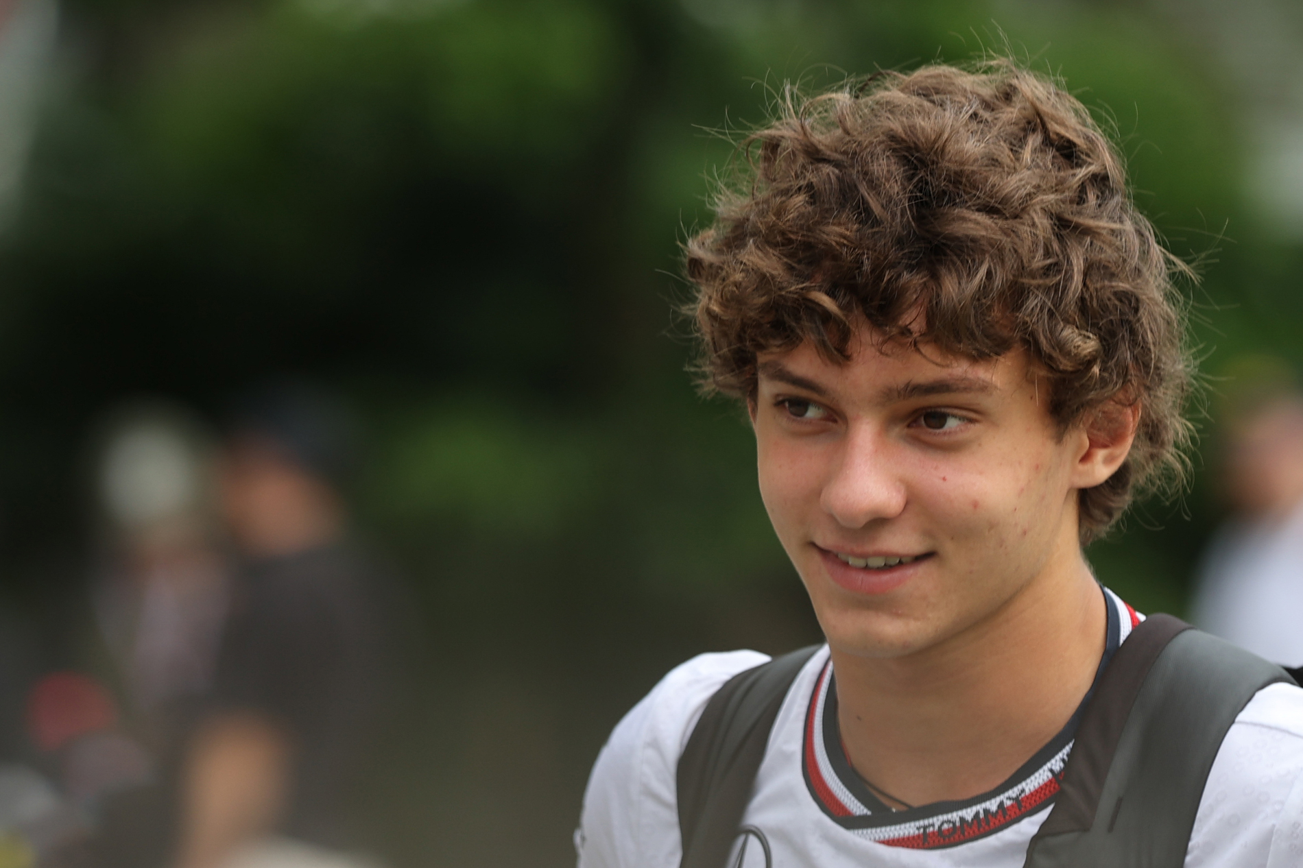 Desporto/Tênis: Kimi Antonelli brilha na Fórmula 1 e enfrenta o exame nacional italiano no mesmo fôlego