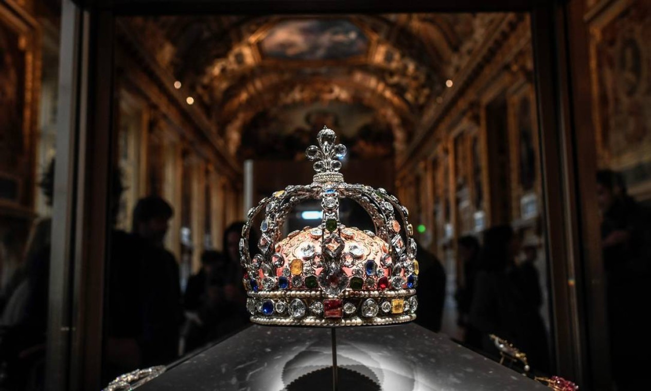 Lifestyle/Moda: Os Diamantes dos Reis: um tesouro real escondido no coração de Paris