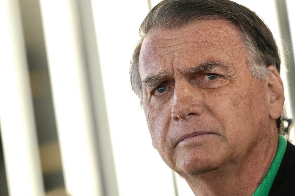 Internacional/América do Sul: Brasil dividido com prisão domiciliária de Bolsonaro, tensão política reacende disputa para 2026