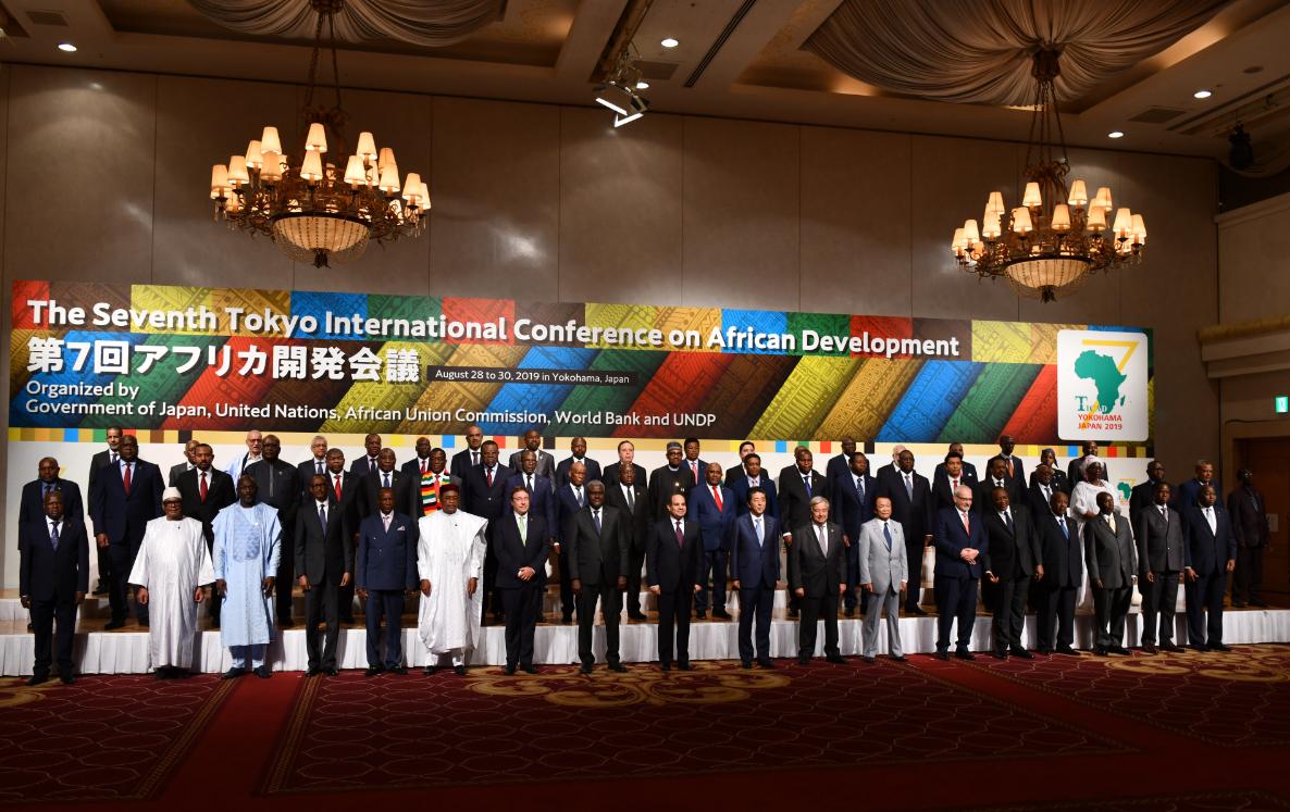 Internacional/África: Japão acolhe líderes africanos em conferência de desenvolvimento e propõe alternativa à China