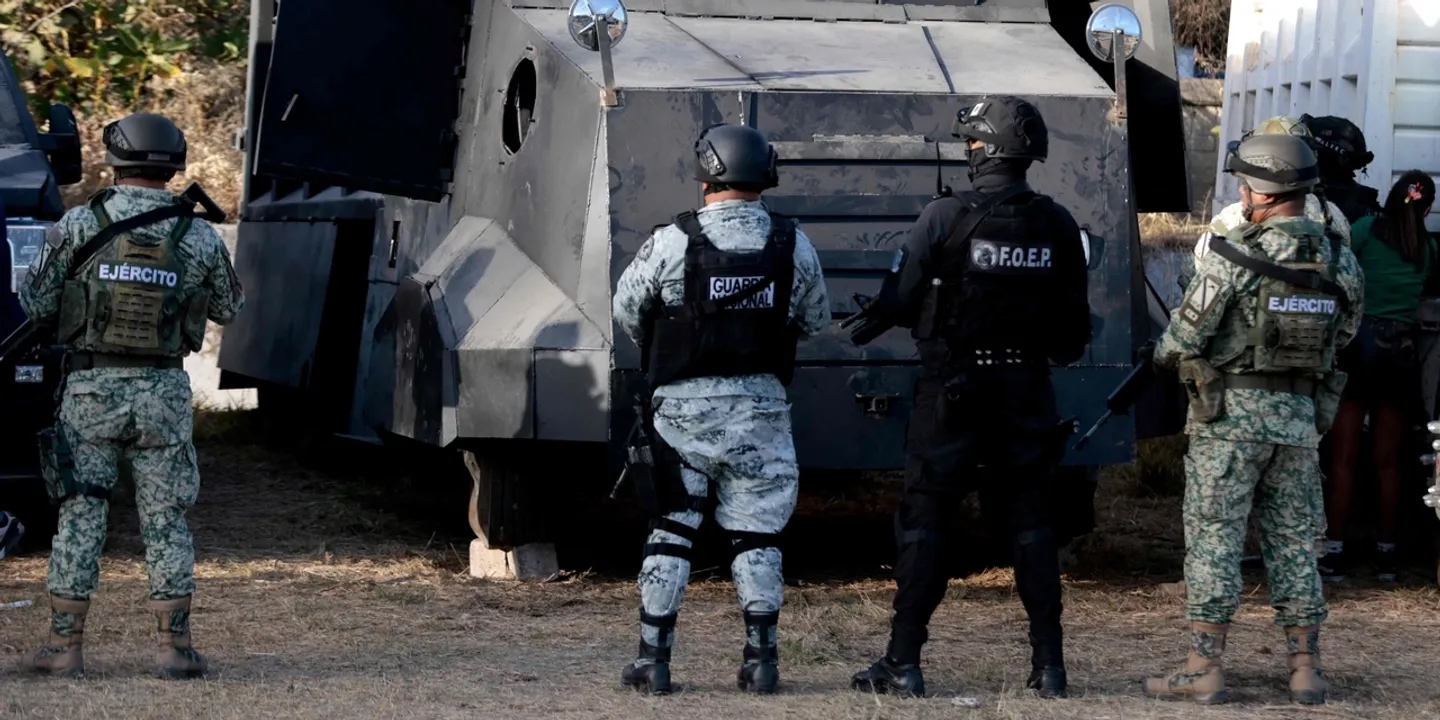 Internacional/América do Sul: México extradita 26 líderes de cartéis para os EUA em operação histórica contra tráfico e violência