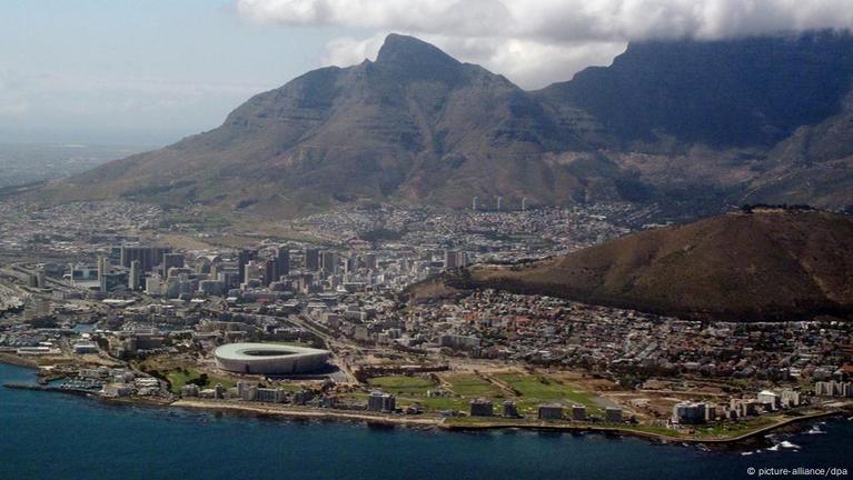 Internacional/África: África do Sul à beira de uma crise financeira: economista alerta para dívida insustentável