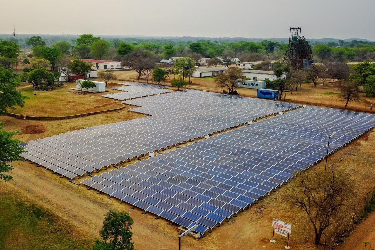 Internacional/África: União Europeia lança pacote de 638 milhões de dólares para acelerar a transição energética limpa em África