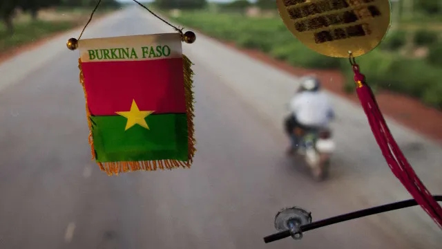 Internacional/África: Burkina Faso criminaliza relações homossexuais com penas de até cinco anos de prisão