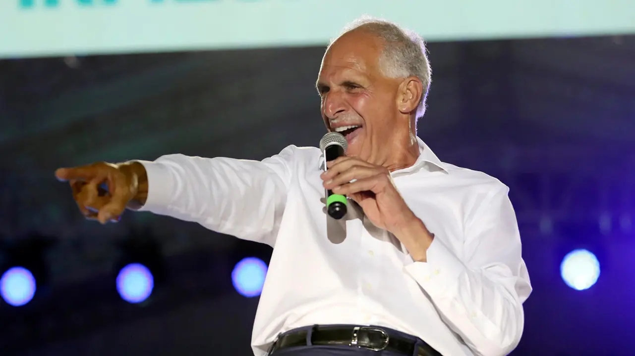 Internacional/América do Sul: Honduras em Suspense, Trump e a Nostalgia Pesam nas Eleições Presidenciais