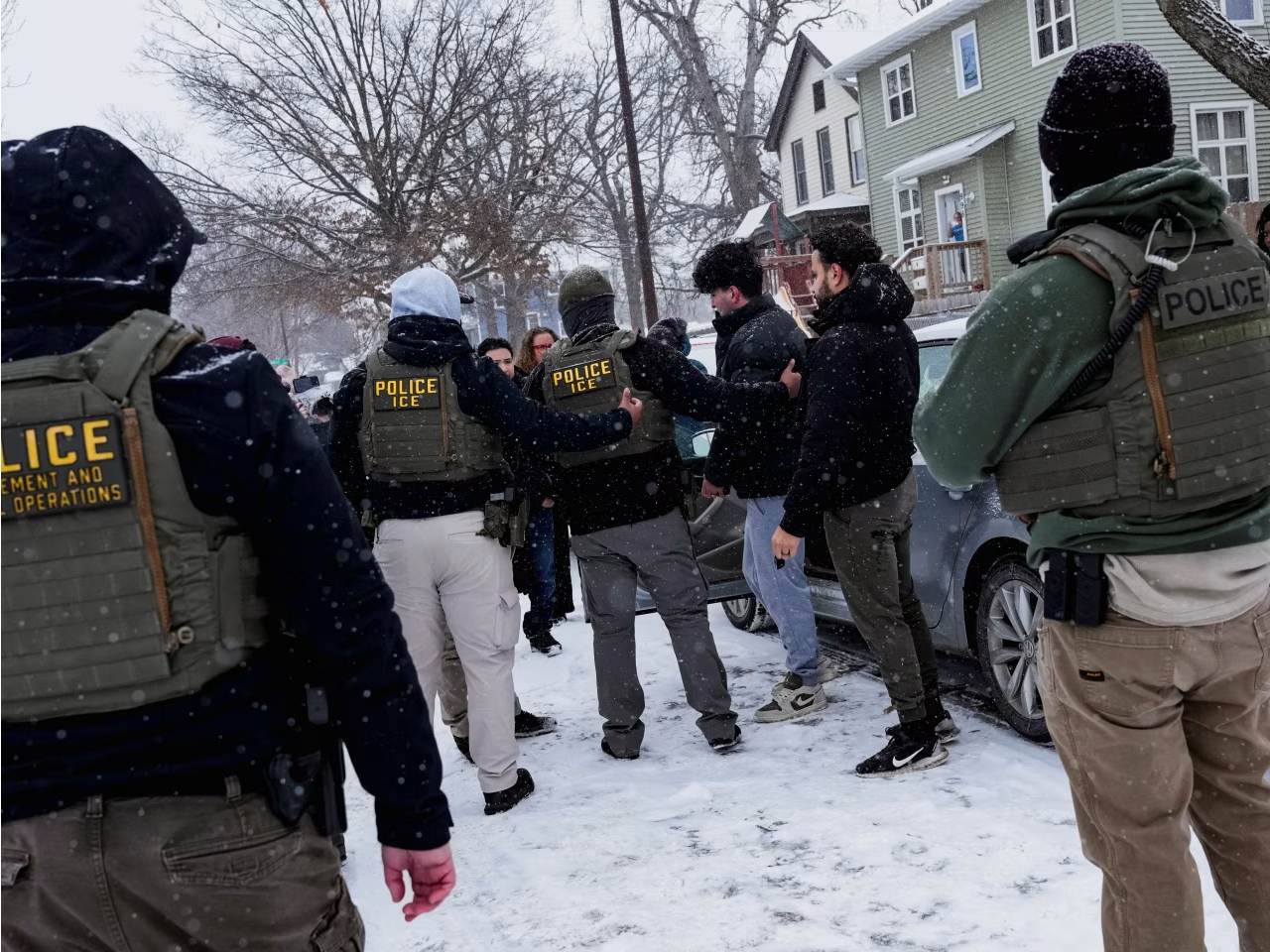 Internacional/América do Norte: As Mentiras Incendiárias do Governo Trump Sobre Minneapolis