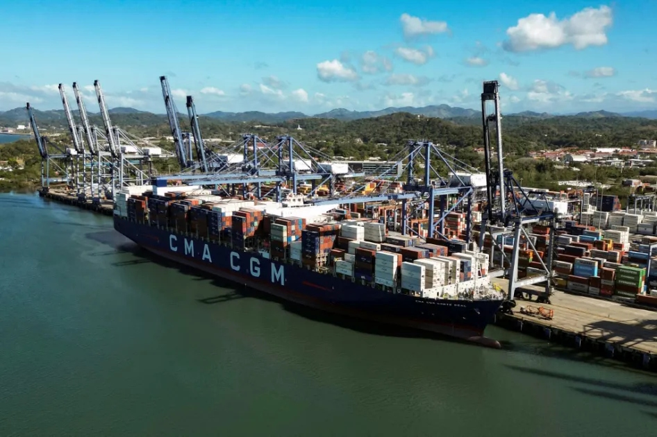 Internacional/Ásia: Pekim Ameaça Panamá Após Anulação de Contrato da CK Hutchison