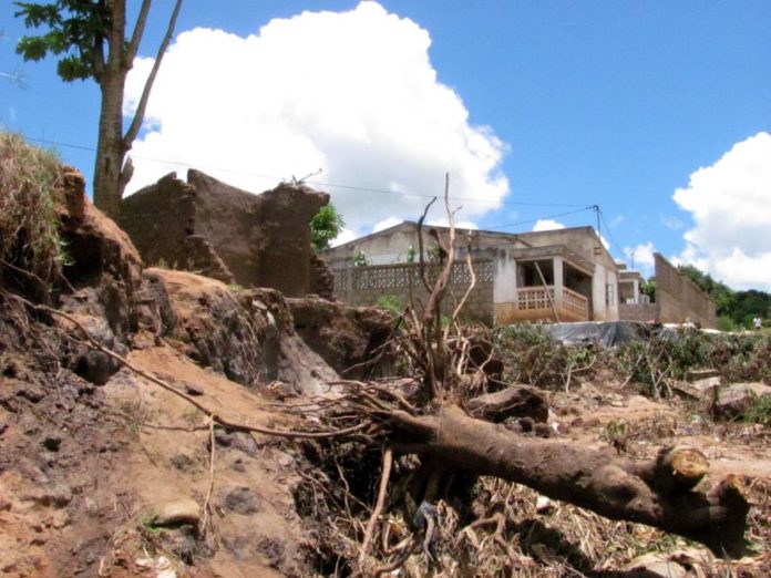 Moçambique | A manhã social do país: Após o ciclone Gezani, Inhambane recompõe-se entre perdas humanas e a urgência da reconstrução