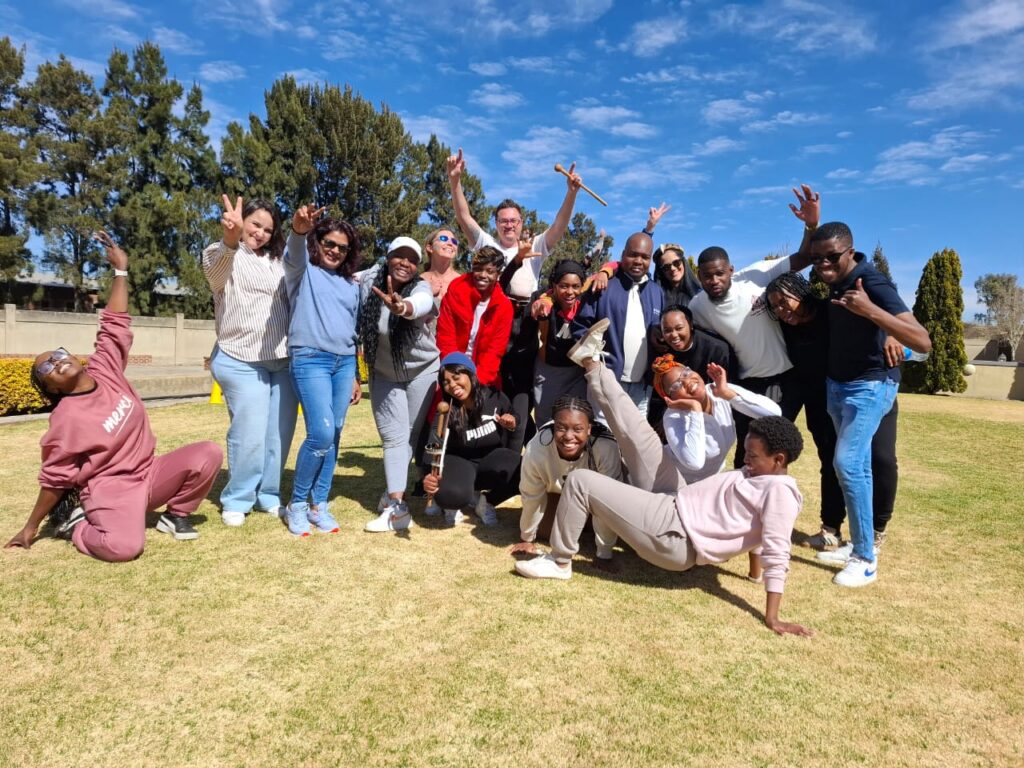 Arte & Entretenimento/Moztickets: Transformando Experiências e Fortalecendo Equipas