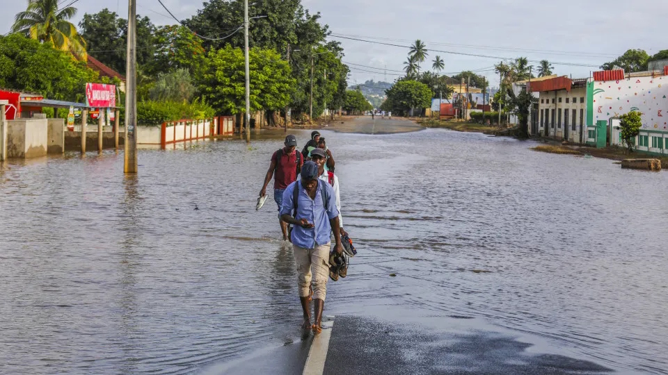 Moçambique mobiliza 4,3 mil milhões de meticais em donativos após cheias, mas reconstrução levanta desafios estruturais