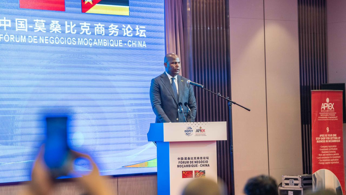 Moçambique acelera viragem para a China e questiona eficácia das parcerias ocidentais num contexto de fraco impacto estrutural