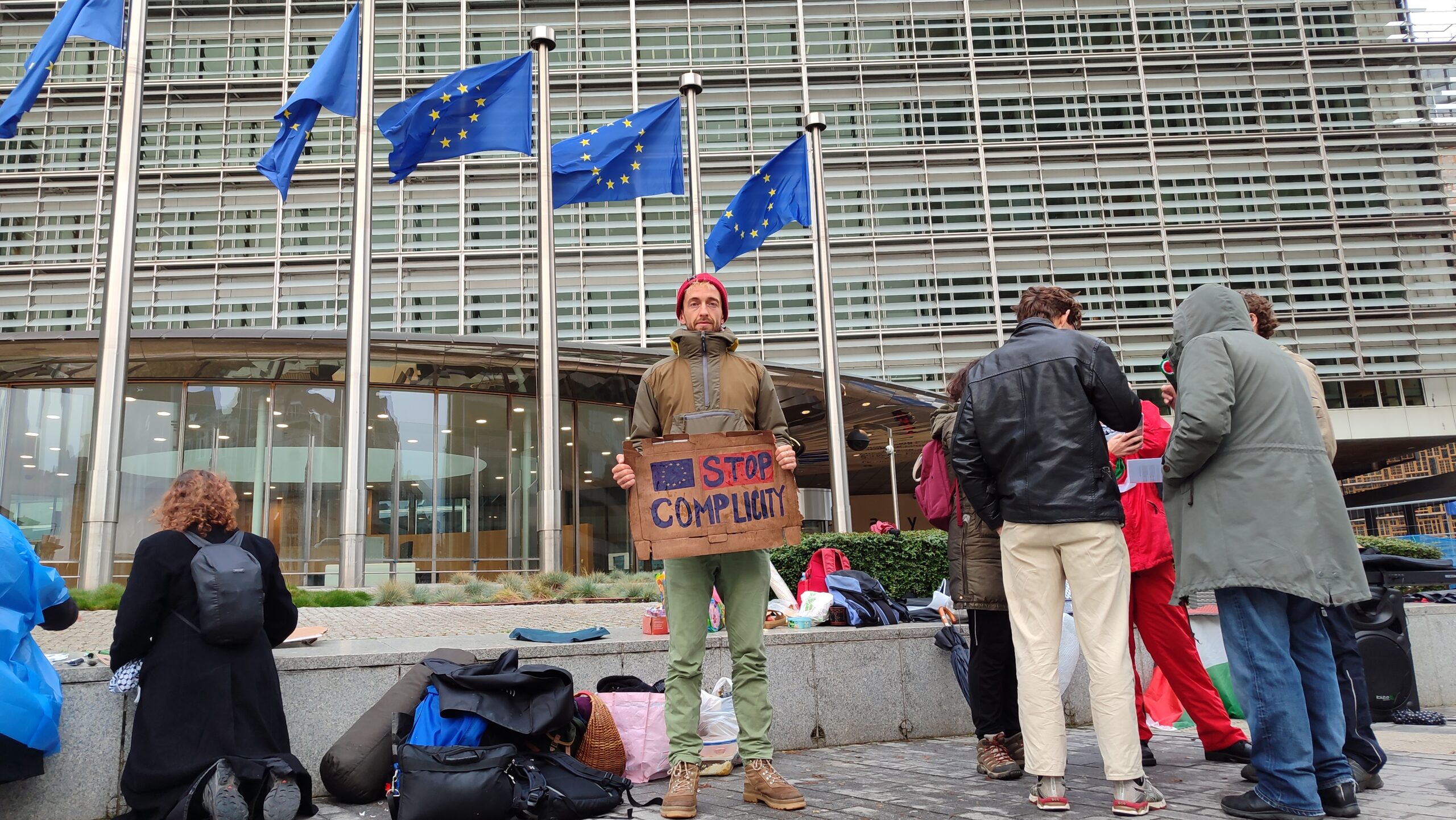 União Europeia sob pressão: iniciativa cidadã ultrapassa um milhão de assinaturas e reabre debate sobre acordo com Israel