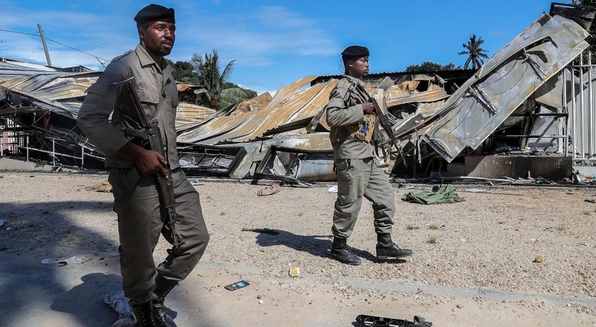 Cabo Delgado: ataques dispersos persistem apesar de avanços militares e ausência de territórios