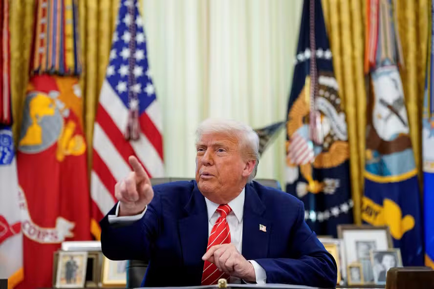 As contradições de Donald Trump sobre o Irão alimentam confusão diplomática e vantagem estratégica para Teerão