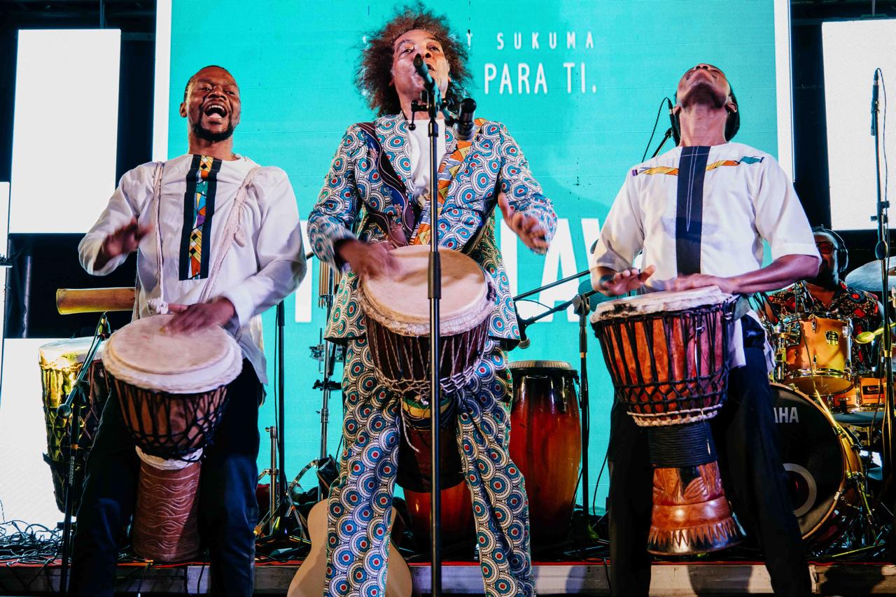 Stewart Sukuma transforma noite em celebração coletiva na Associação dos Músicos Moçambicanos