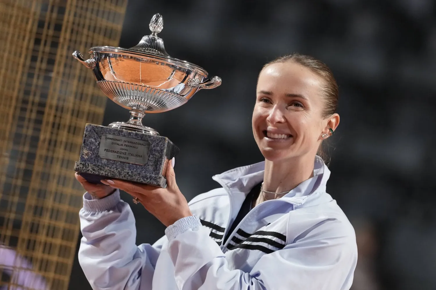 Elina Svitolina vence o Italian Open e reforça candidatura a Roland-Garros