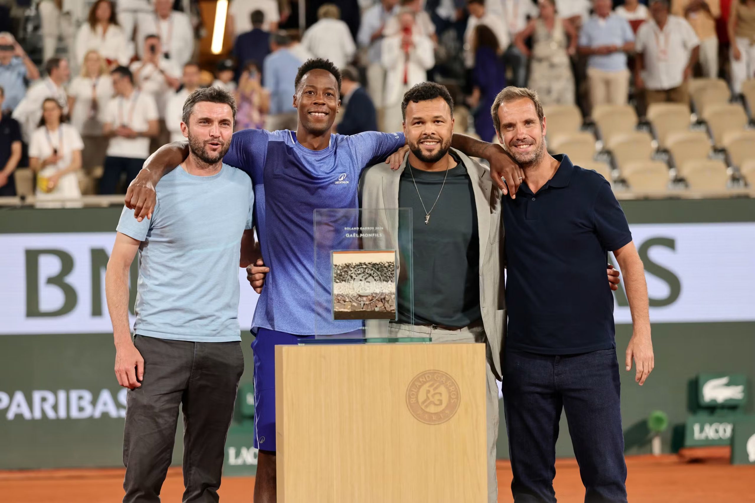 Roland-Garros Diz Adeus a Monfils, Wawrinka e Bautista Agut em Noite Emotiva em Paris