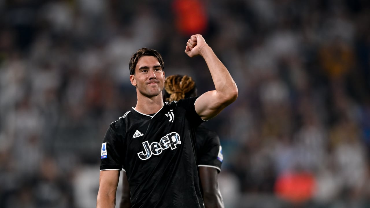 Dusan Vlahovic terá reunião decisiva com a Juventus FC esta semana