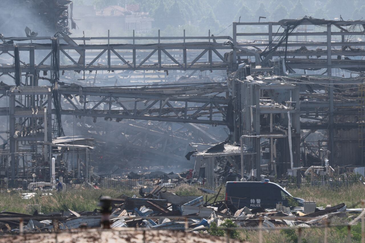 China — explosão numa fábrica de fogo de artifício faz pelo menos 21 mortos e dezenas de feridos