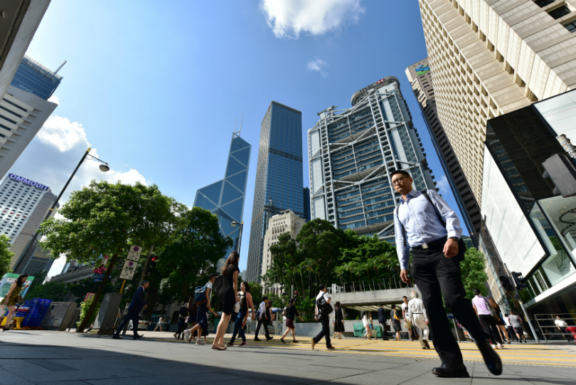 Hong Kong vê profissionais ocidentais perderem espaço para talentos chineses