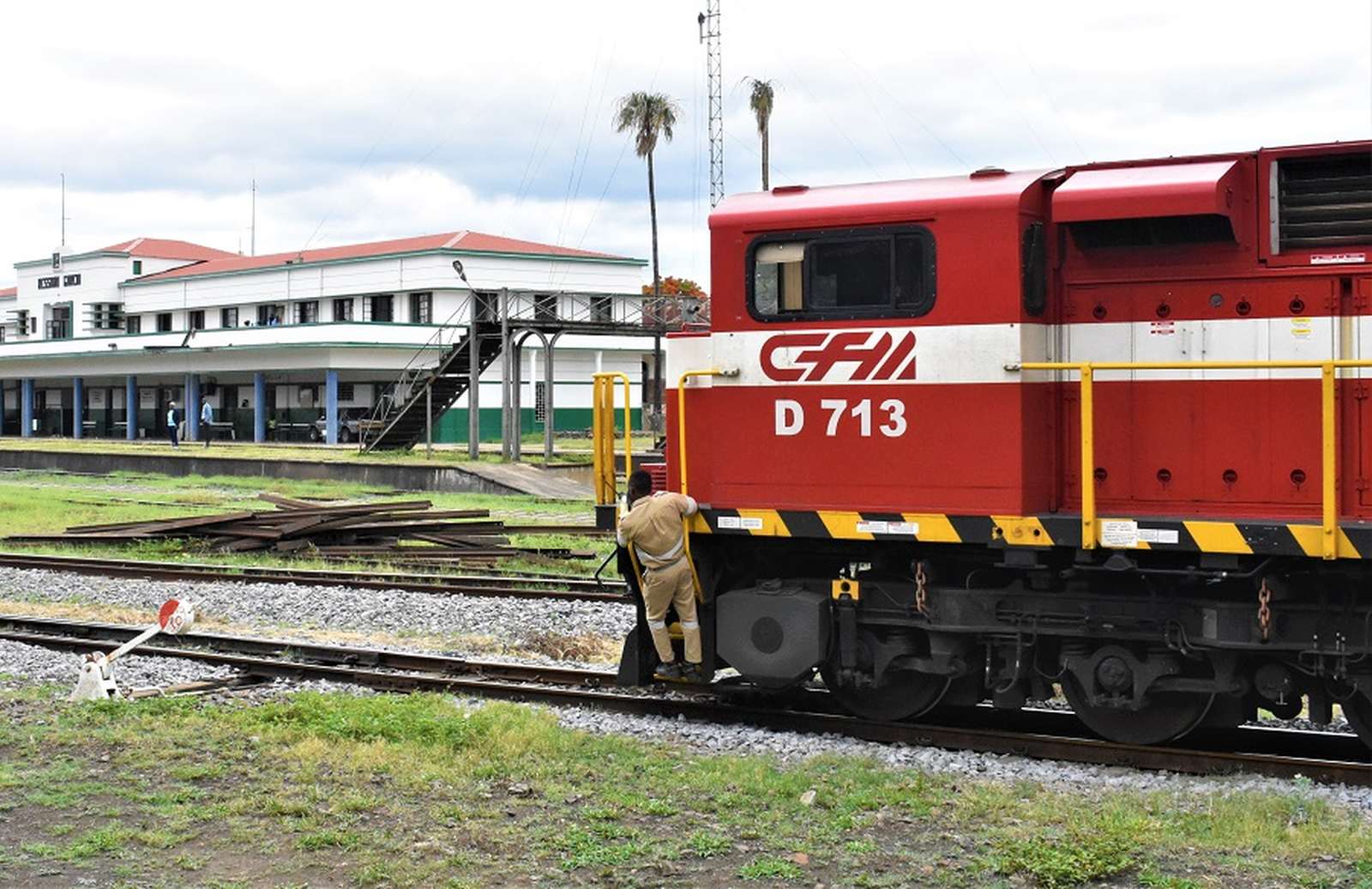 Moçambique Investe 160 Milhões de Dólares na Linha de Ressano Garcia para Reforçar Corredor Estratégico com a África do Sul