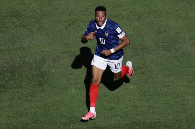 Mbappé Faz História no Mundial 2026, França Derrota Senegal, Deschamps Explica Mudanças Táticas e Argentina Também Vence