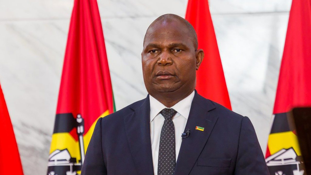 Independência económica, combate à corrupção e exigência de resultados concretos marcam discurso de Daniel Chapo em Maputo