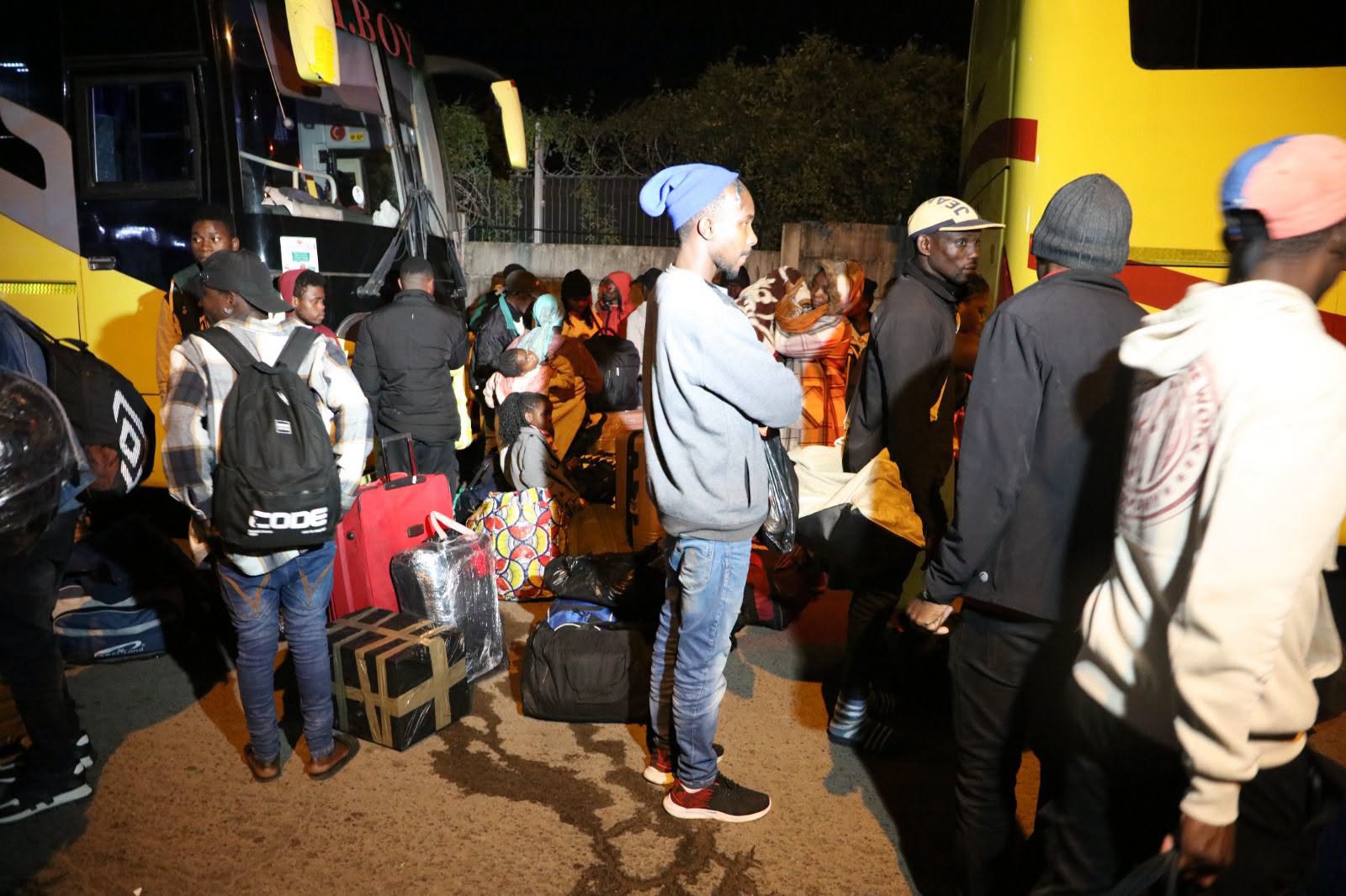 Moçambicanos Agredidos na África do Sul, Governo Reforça Repatriamentos e Crescem Questões Sobre Possíveis Indemnizações de Pretória