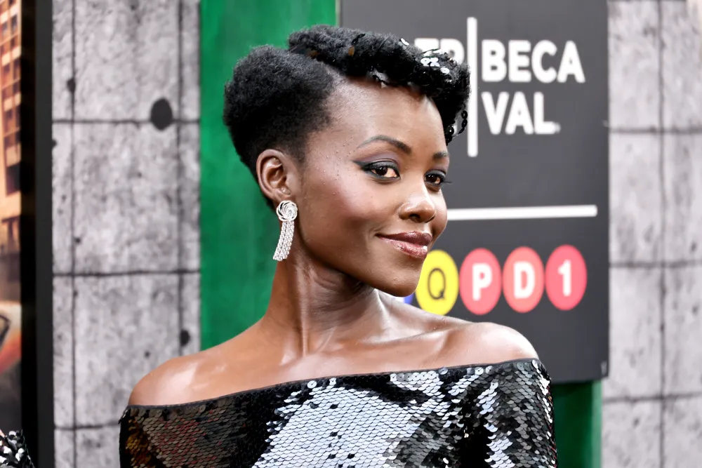Lupita Nyong’o divide opiniões ao interpretar Helena de Troia no novo filme de Christopher Nolan