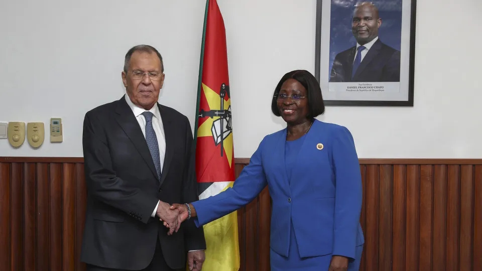 Rússia reforça apoio militar a Moçambique e promete intensificar cooperação no combate ao terrorismo em Cabo Delgado
