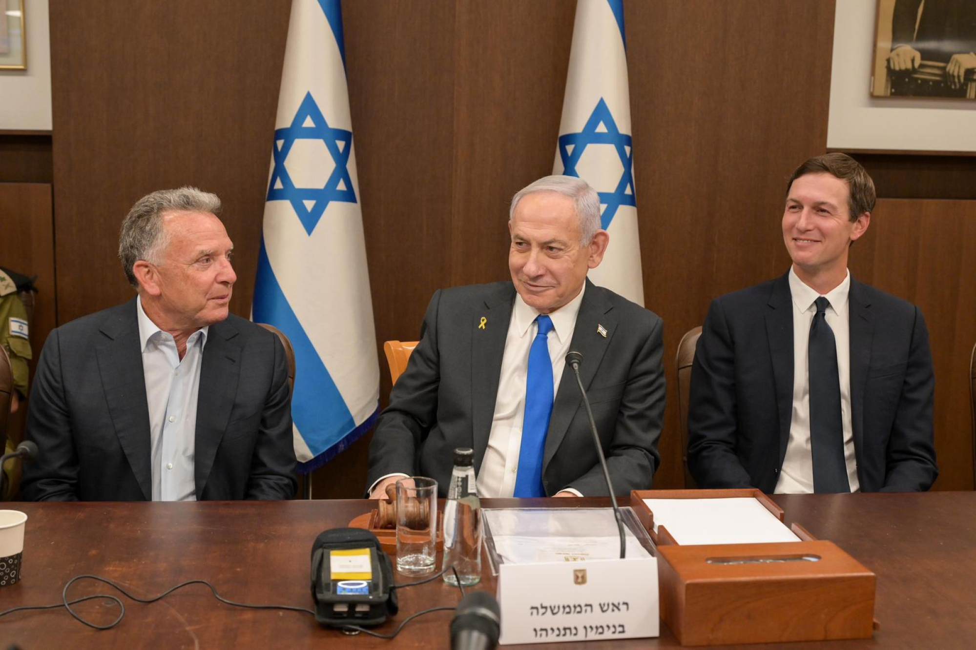 EUA enviarão general para verificar desarmamento do Hamas antes de retirada israelita, dizem fontes