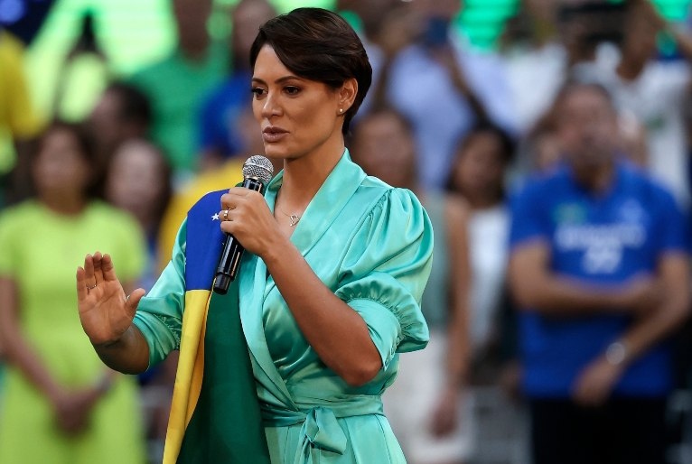 Michelle Bolsonaro assume papel central na estratégia de recuperação política da família Bolsonaro