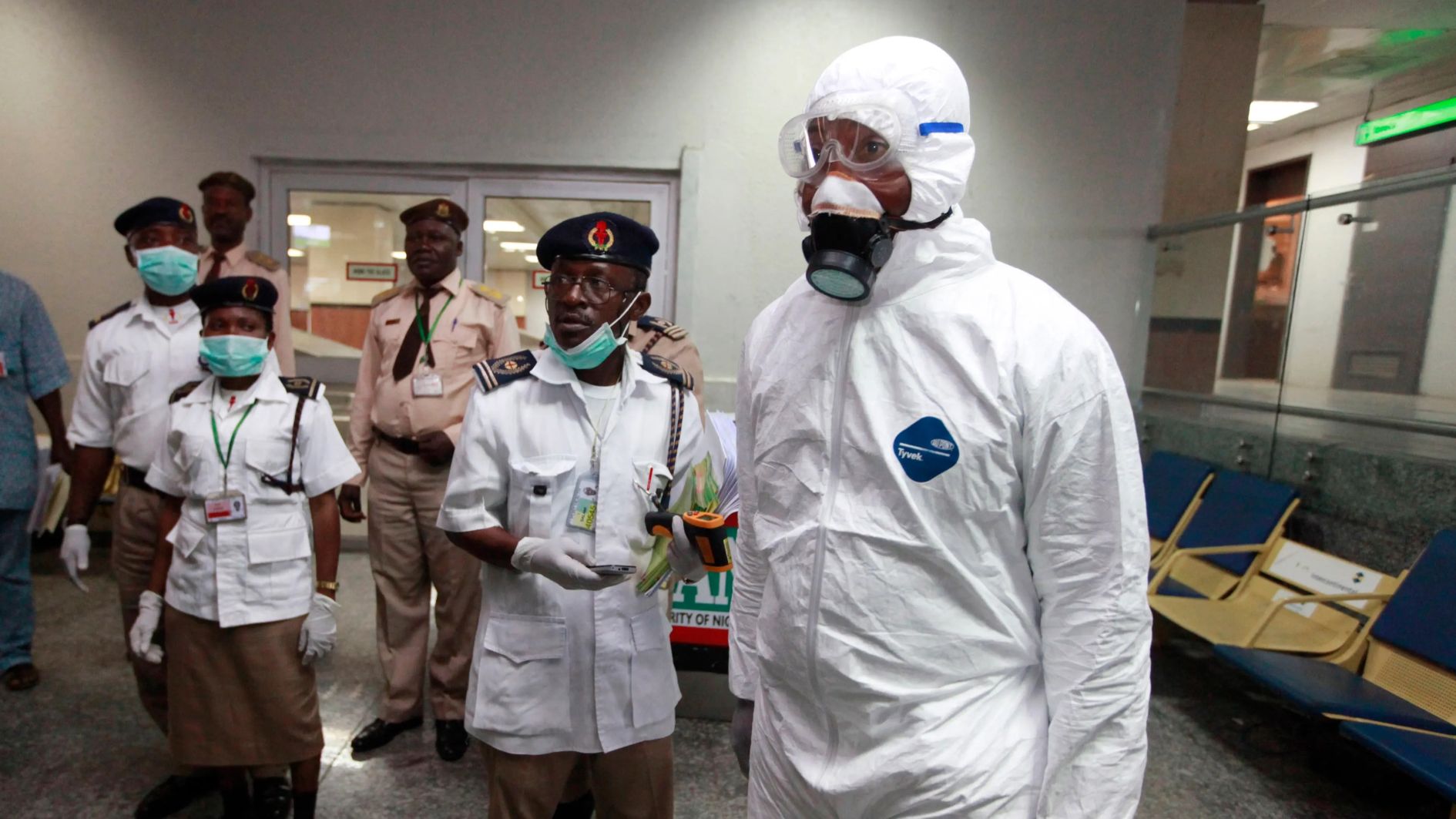 Surto de ébola atinge nova amplitude em África e levanta perguntas sobre origem do caso na Nigéria